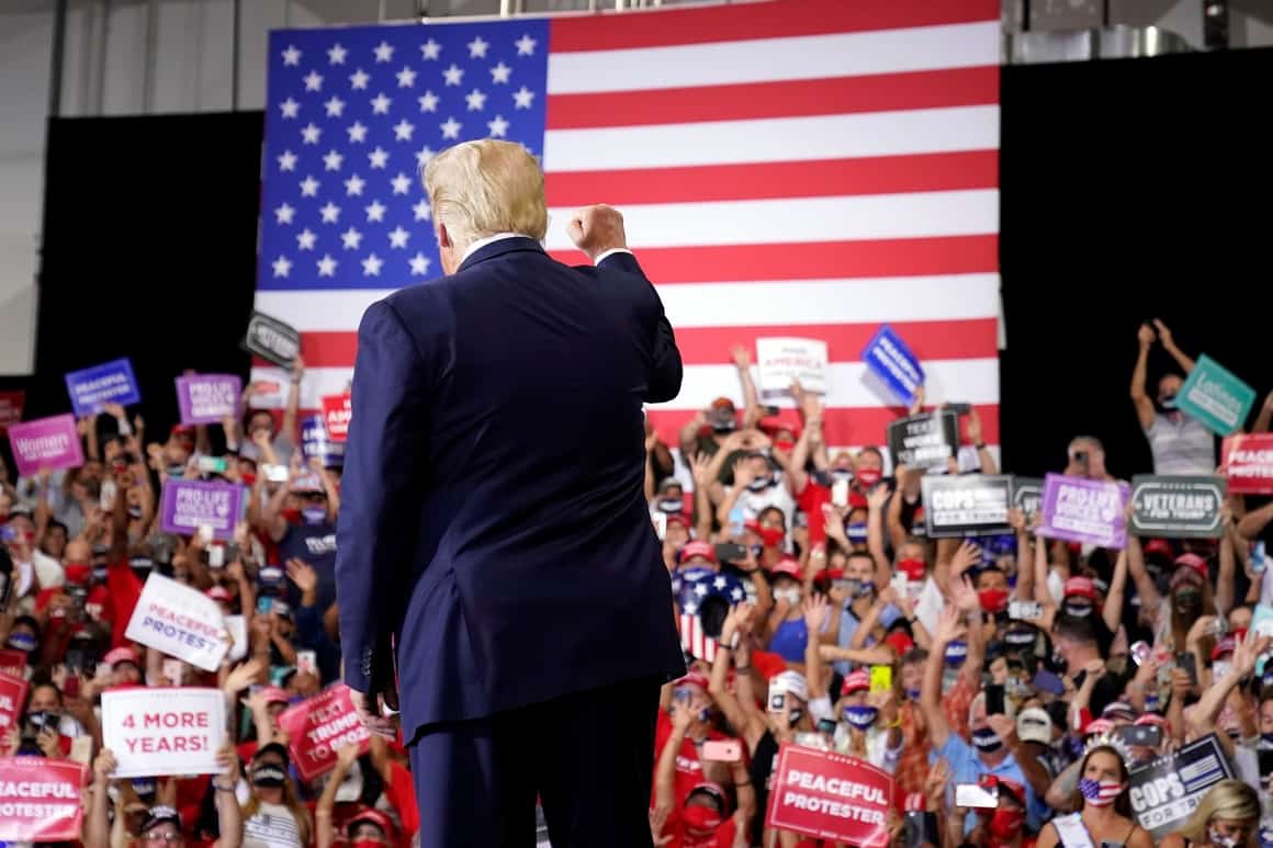 Trump’s campaign is caught between 2 worlds, with 2 months to go