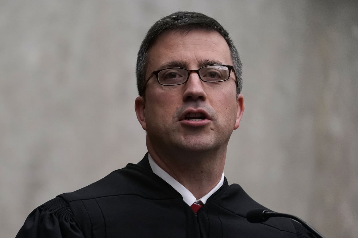 Man who threatened Flynn-case judge sentenced to 18 months